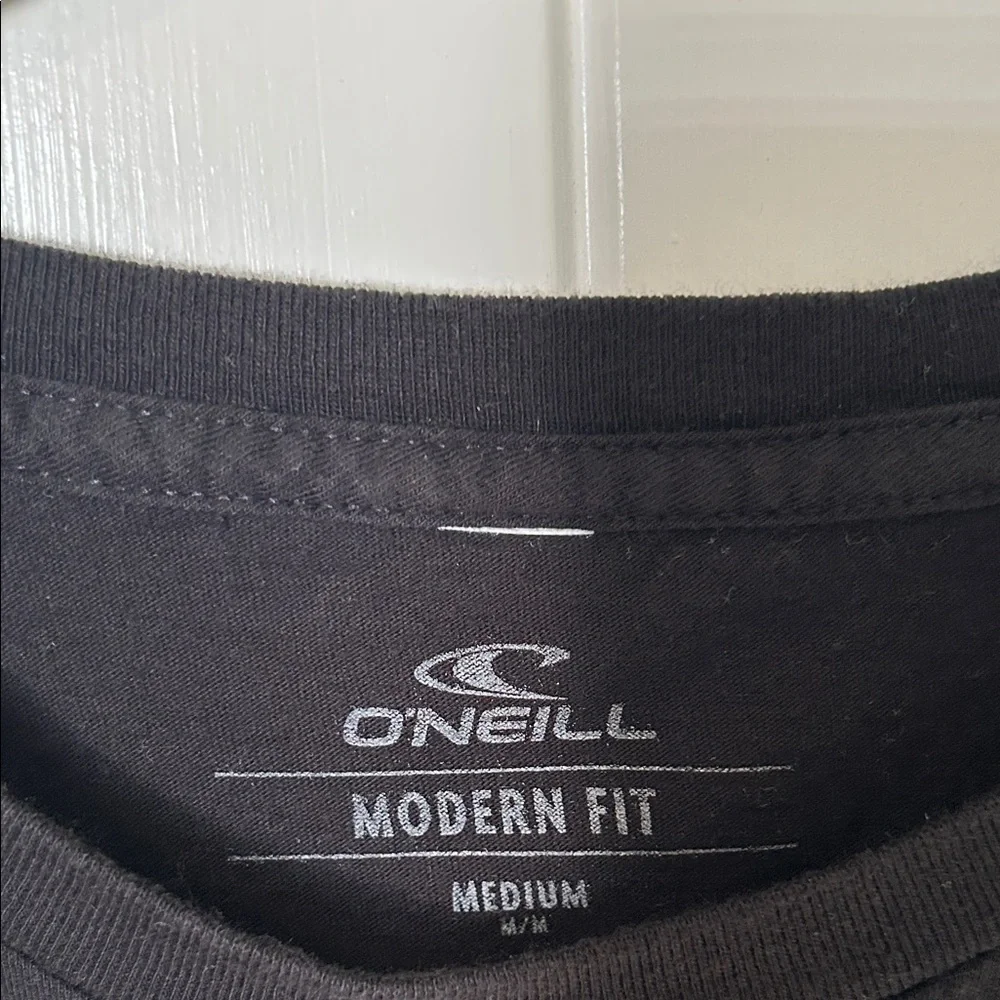O'Neill Black Shirt with Gold Bear Design - Picture 3 of 3